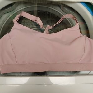Pink old navy sports bra.💖
